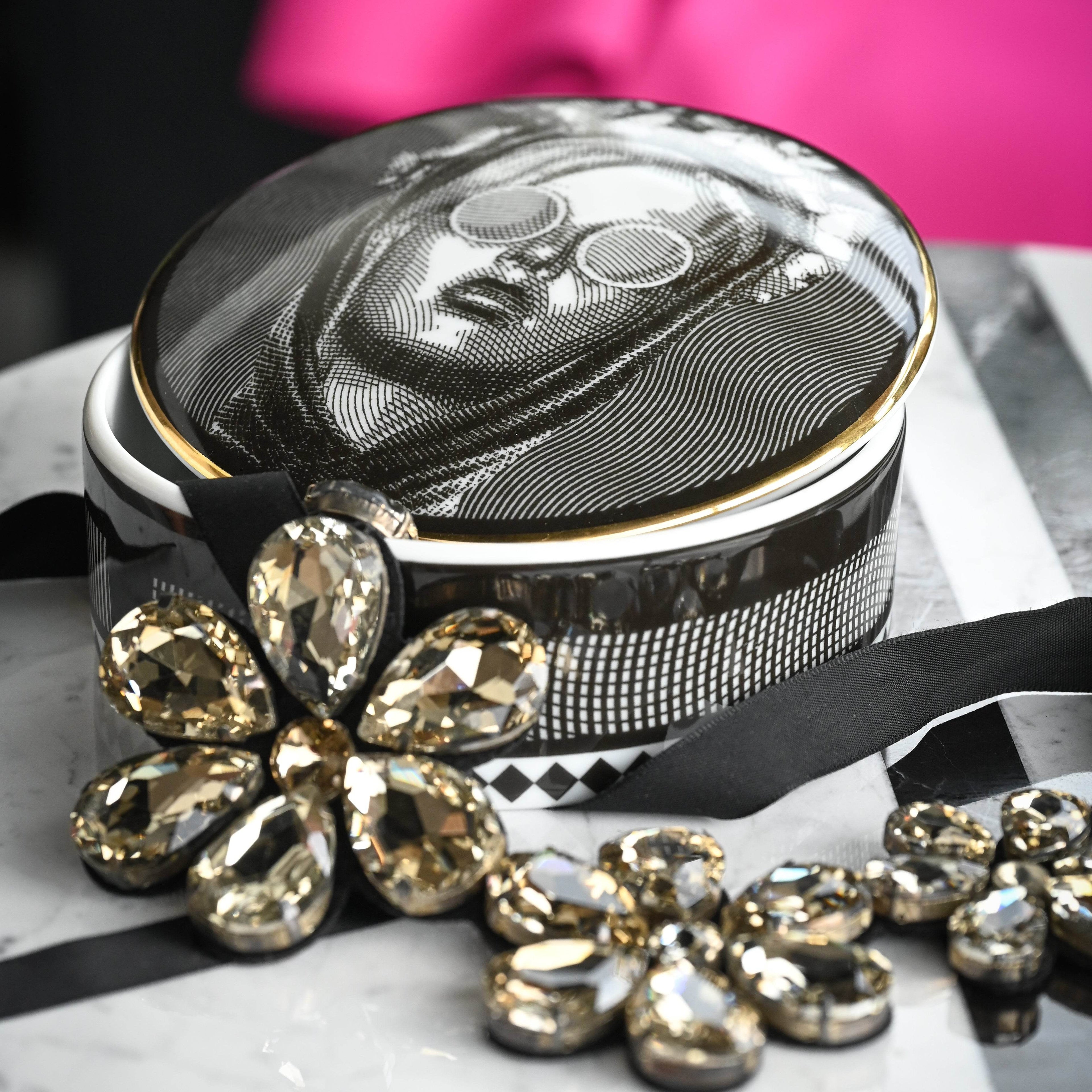 Porcelain Round Box - La Stilosa - Sagrada Familia - Baci Milano