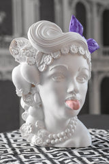 Head Statue - L'Irreverente in White - Sagrada Familia - Baci Milano