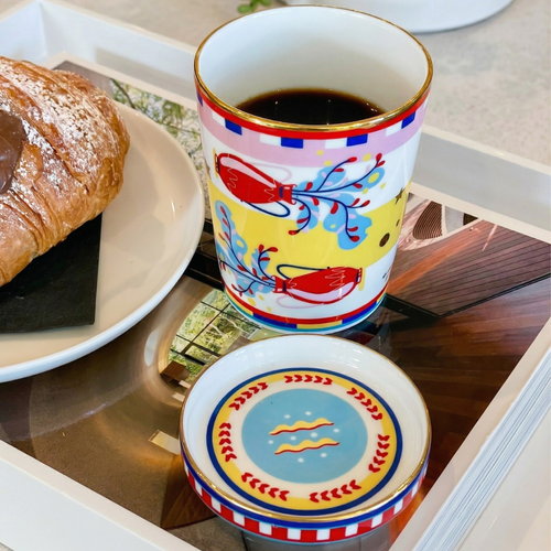 Zodiac Vibe porcelain: Cup with Lid/Saucer - Aquarius — Baci Milano