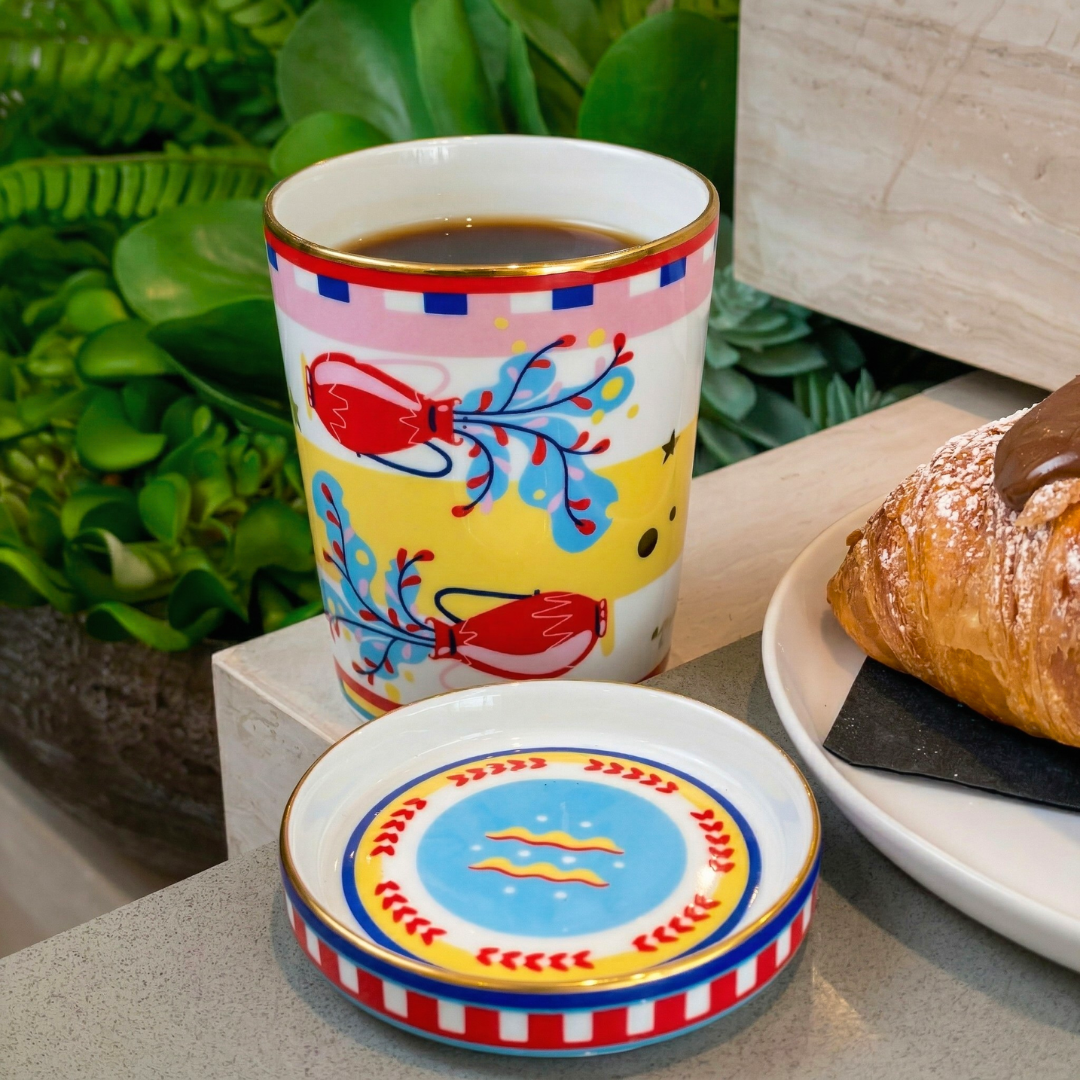 Cup with Lid/Saucer - Aquarius - Zodiac Vibe