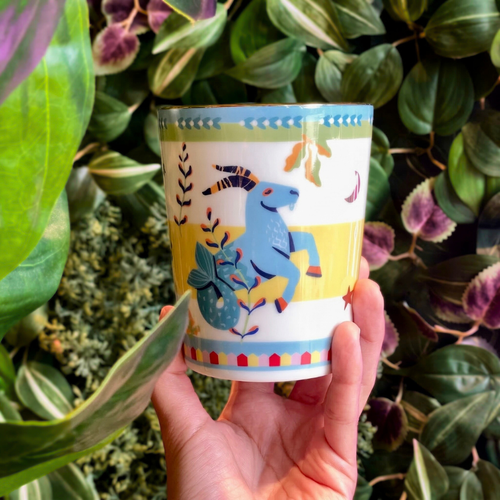 Zodiac Vibe porcelain: Cup with Lid/Saucer - Capricorn — Baci Milano