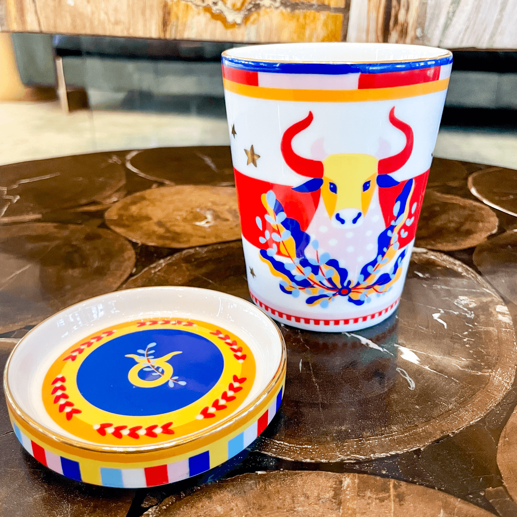 Cup with Lid/Saucer - Taurus - Zodiac Vibe - Baci Milano