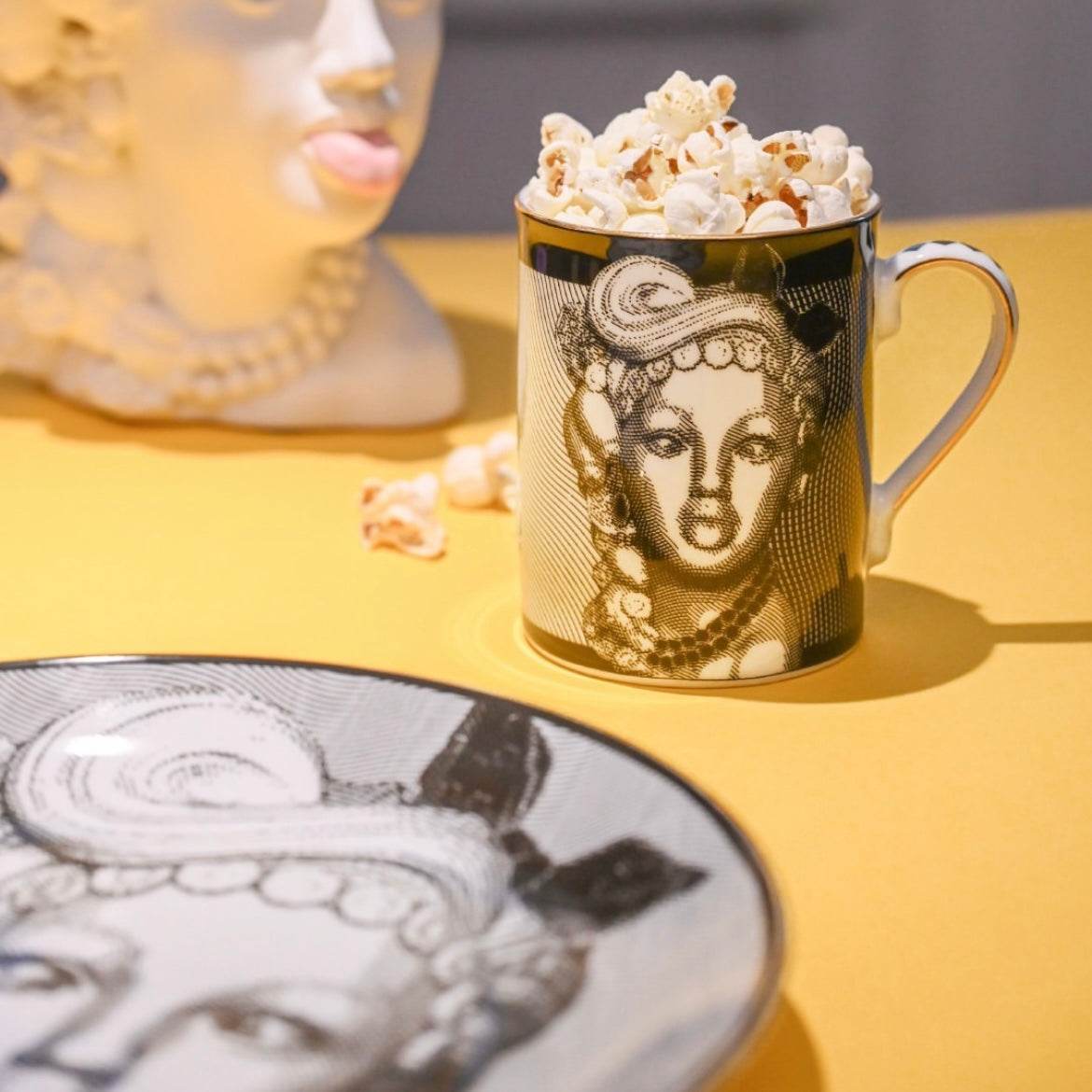 Decorative Plate - L'Irreverente - Sagrada Familia - Baci Milano