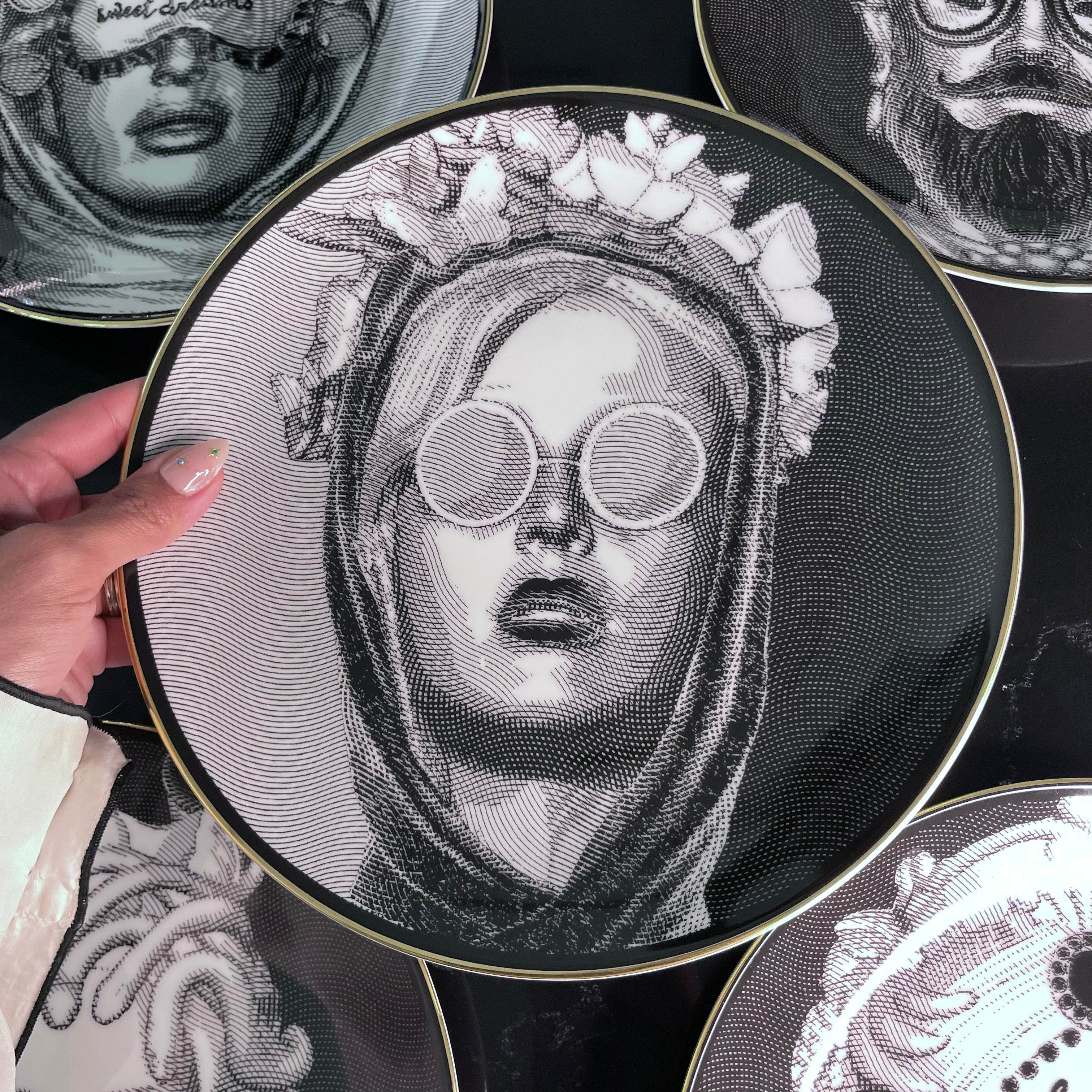 Decorative Plate - La Stilosa - Sagrada Familia - Baci Milano