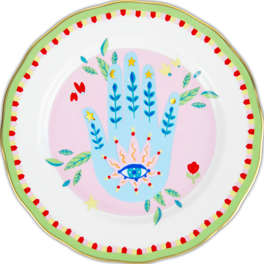 mamma-dessert-plate-hand