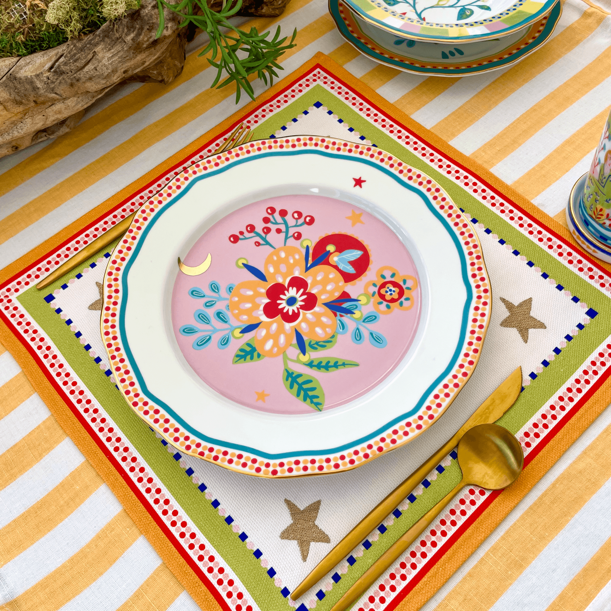 Porcelain Dinner Plate - Flower - Mamma Mia - Baci Milano