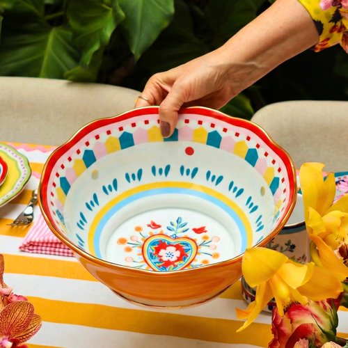 Mamma Mia porcelain: Porcelain Salad Bowl - Heart — Baci Milano