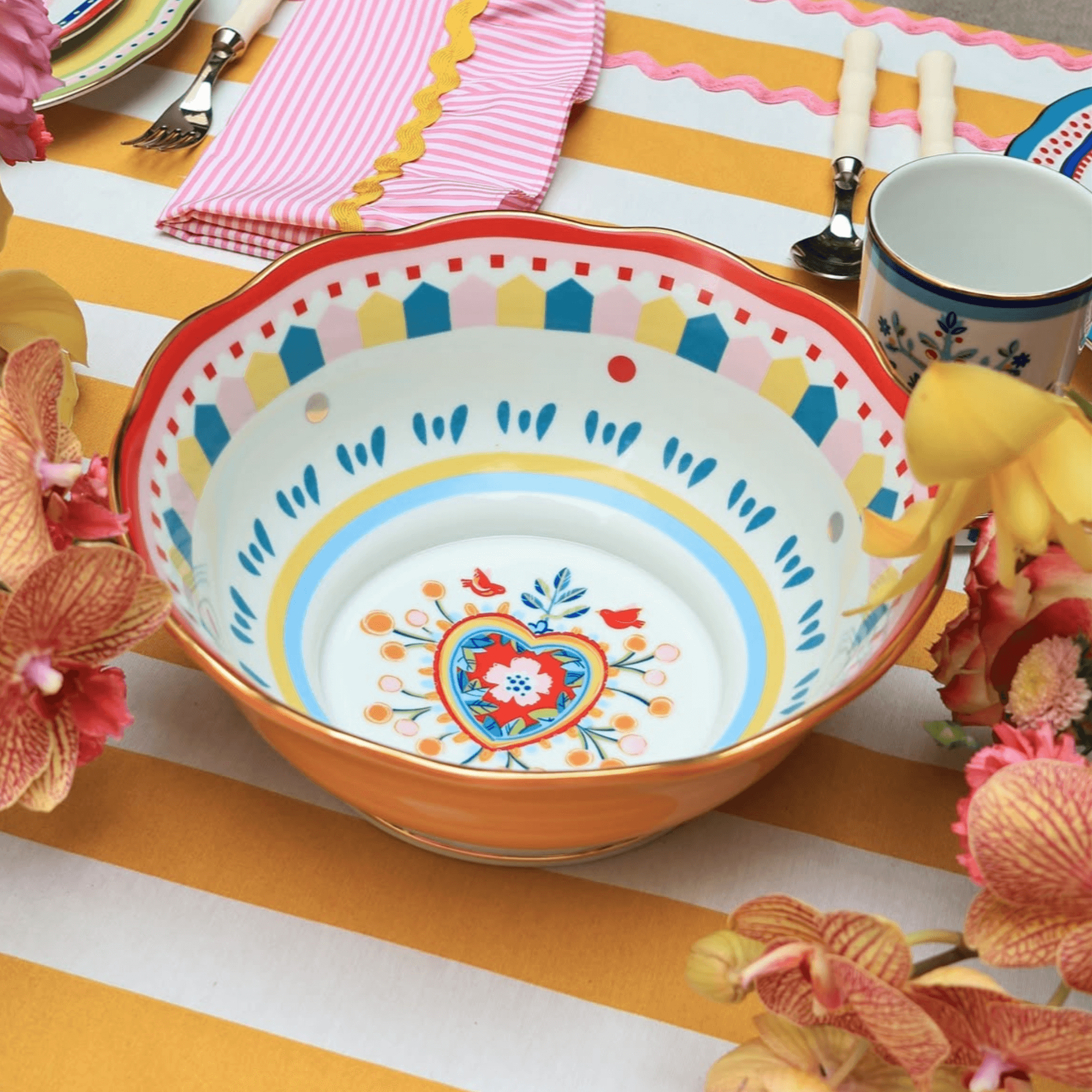 Porcelain Salad Bowl - Heart - Mamma Mia - Baci Milano