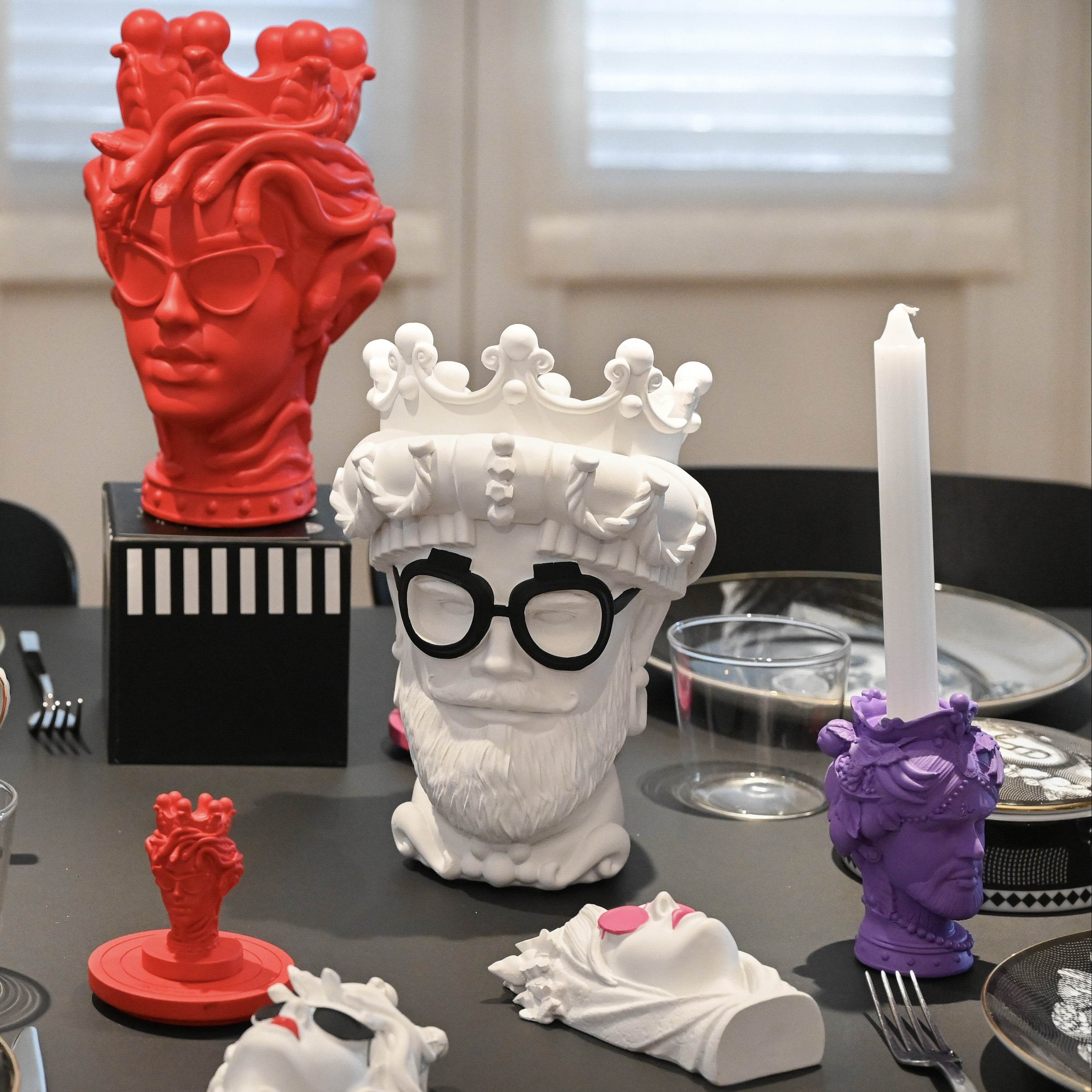 Head Statue - L'Hypster in White - Sagrada Familia - Baci Milano