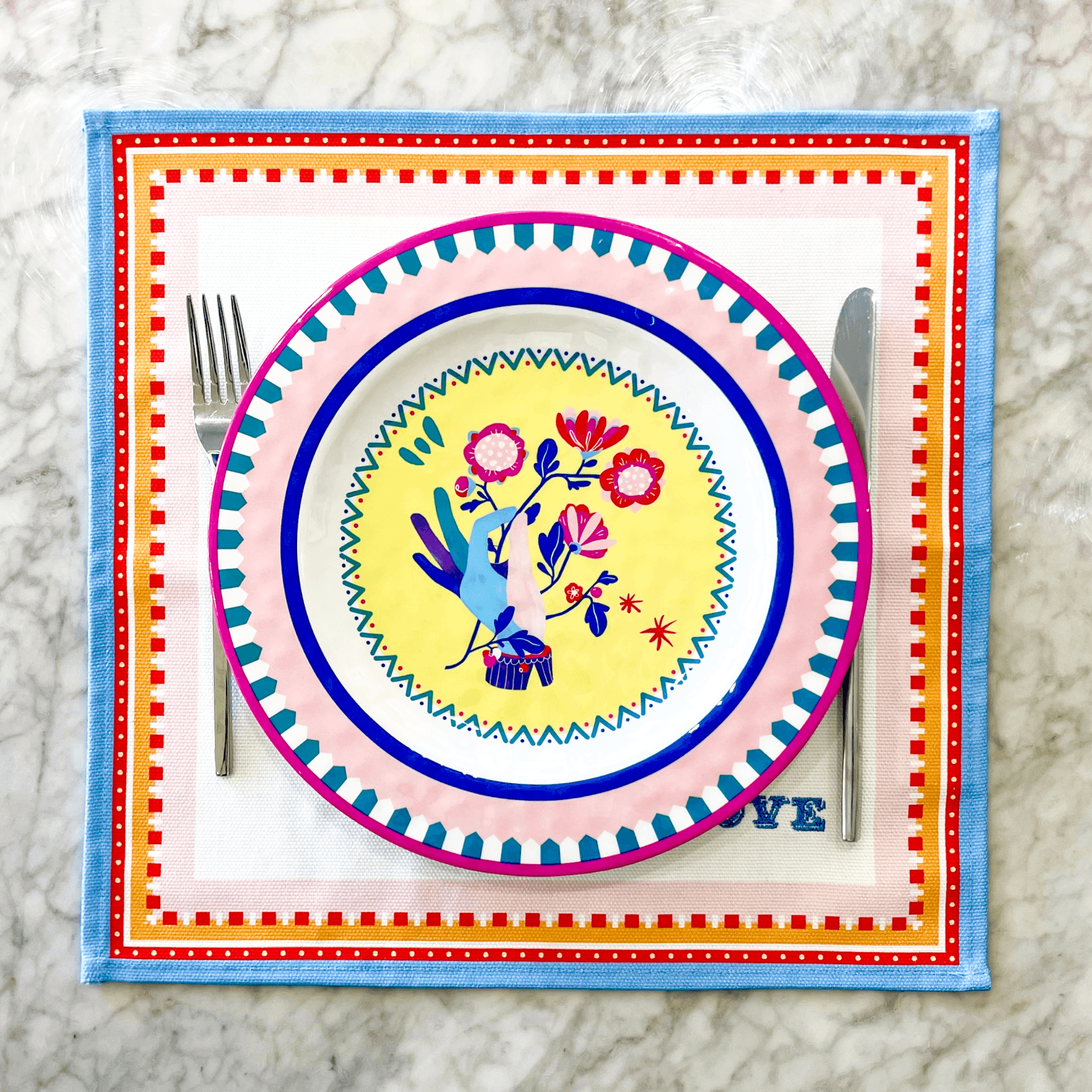 Set of 6 Melamine Dinner Plates - Hand of Flower - Mamma Mia - Baci Milano